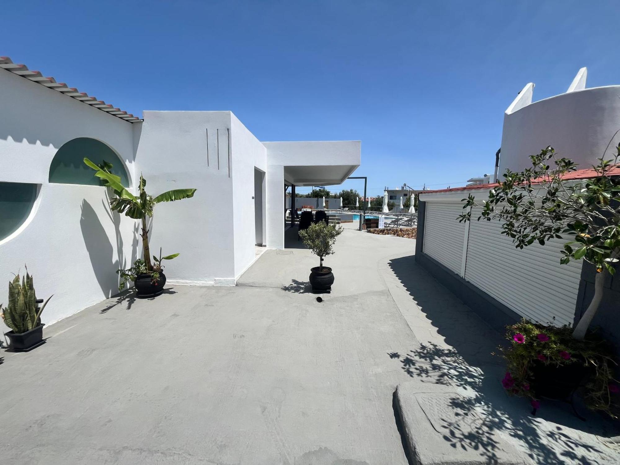 Family House Faliraki Studios Apartments Exteriör bild