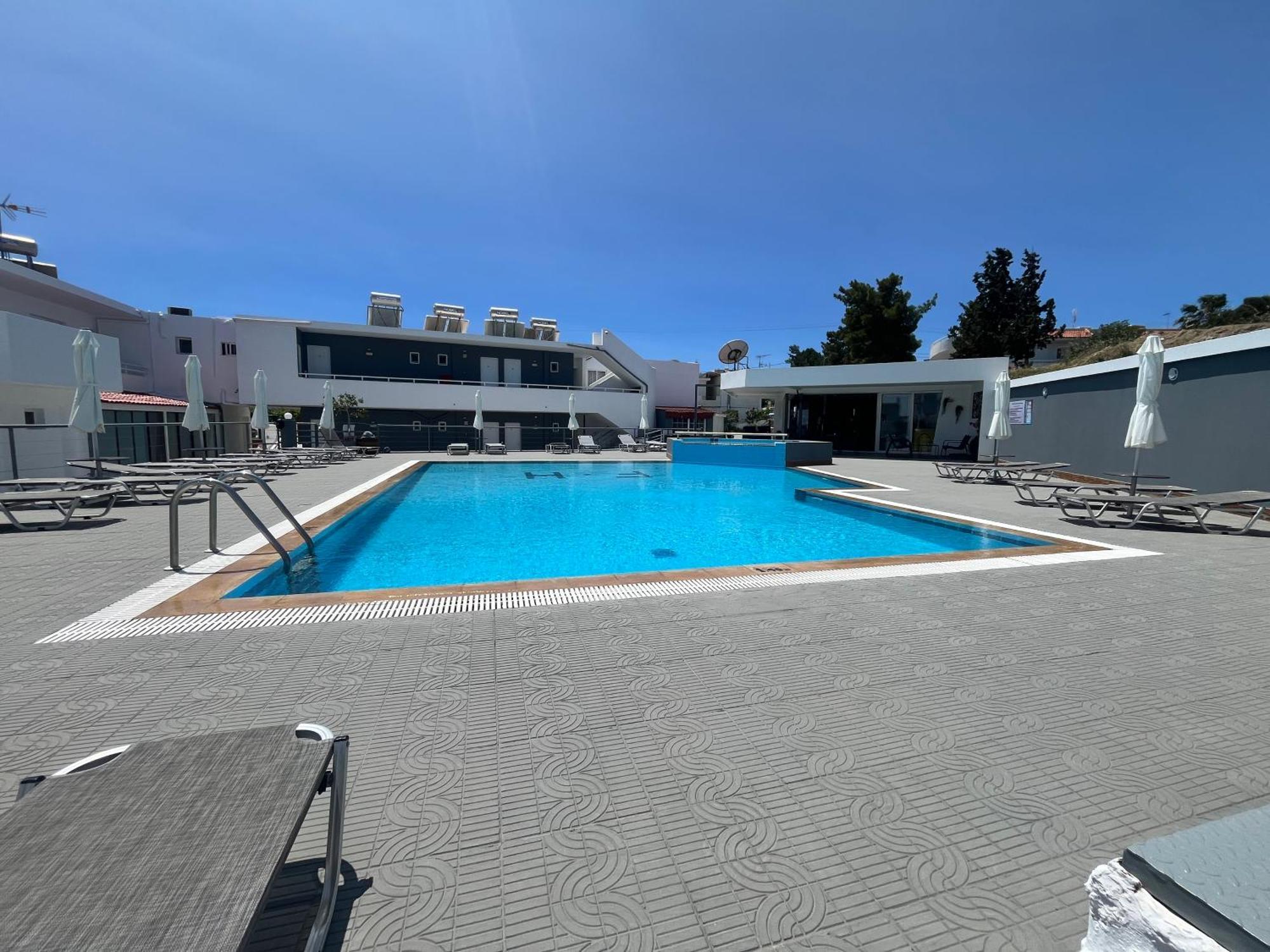 Family House Faliraki Studios Apartments Exteriör bild